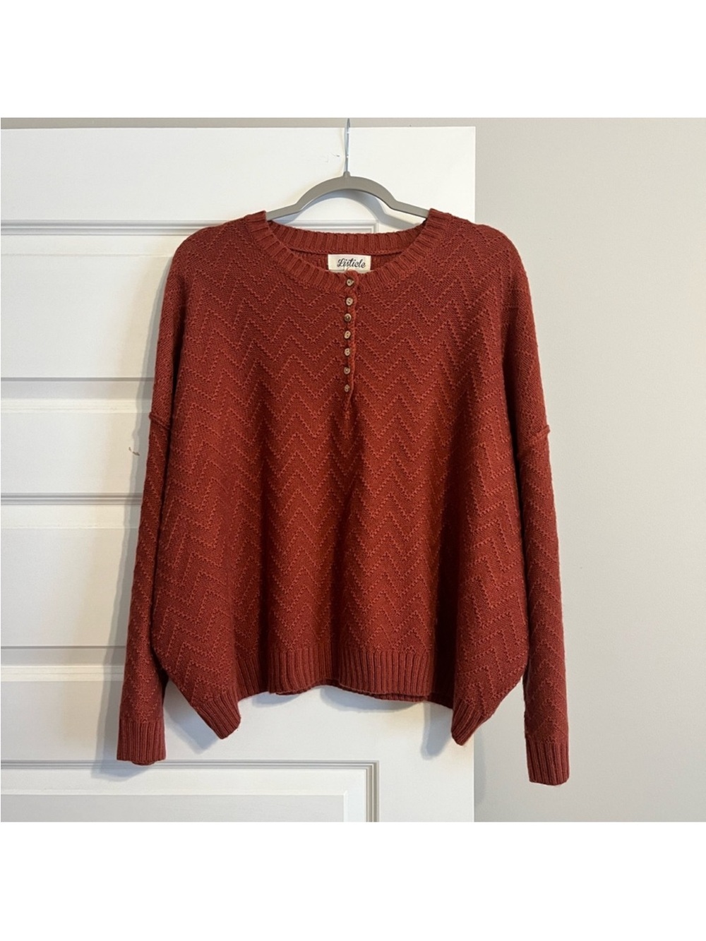 Listicle Rust Crewneck Button-Front Knit Sweater